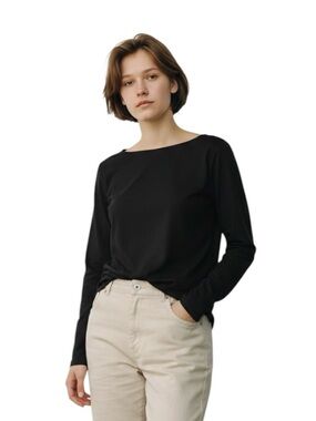 Eileen Fisher Black Knit Top Size PM Classic Crew Wardrobe Basics Minimalist